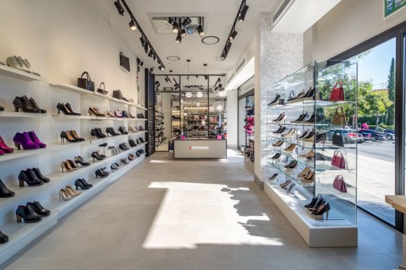 Retailomzet groeit verder, vooral online winkels doen goede zaken