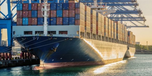 Economische onzekerheid in Duitsland raakt transportsector in Nederland