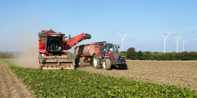 Subsidie mogelijk voor nieuwe elektrische landbouwmachines- en tractoren en laadstations voor tractoren met openstelling 2 juni 2026